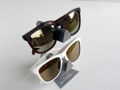 Oakley Frogskins Sunglasses | Guide