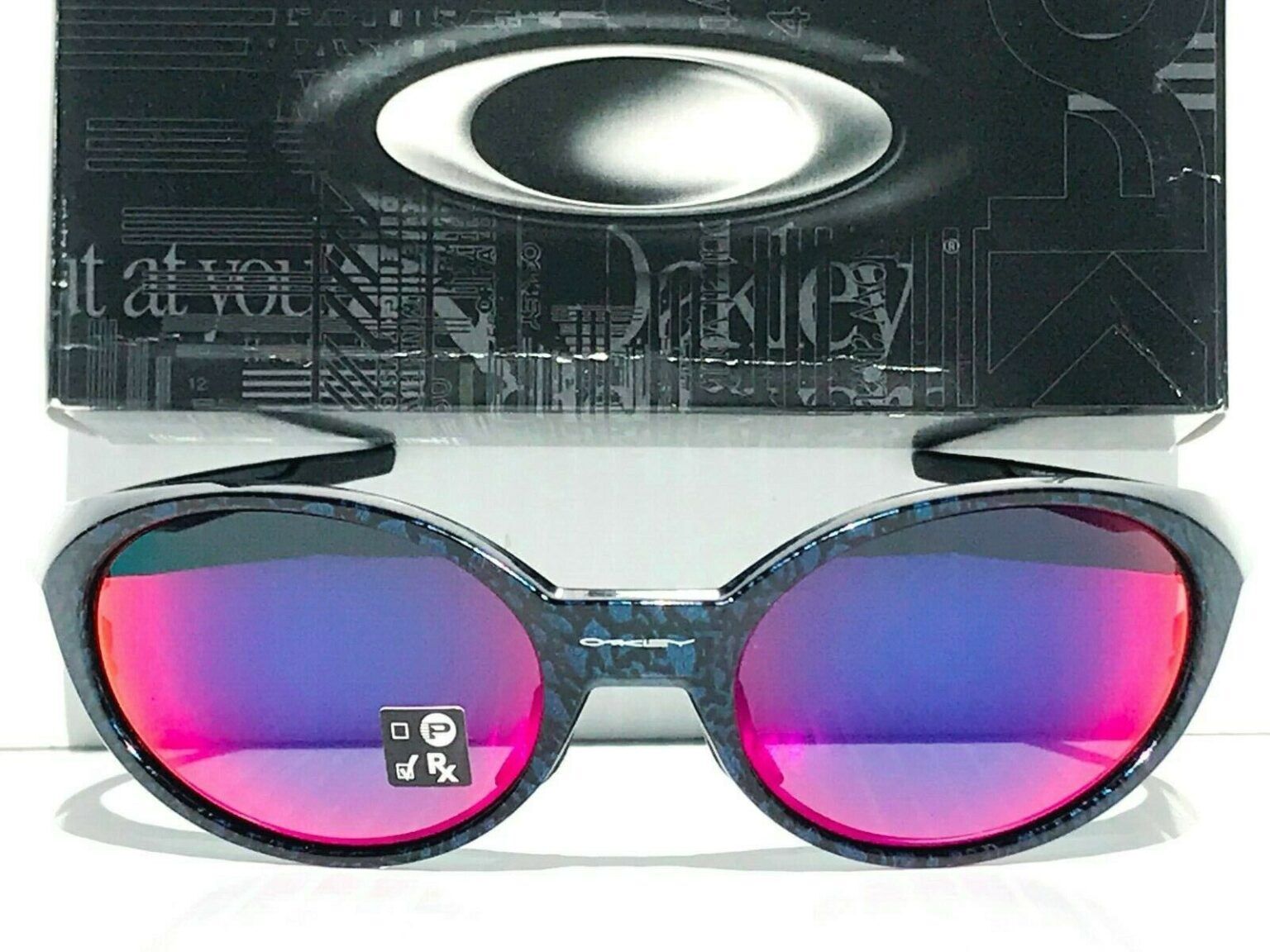 Oakley Eye Jacket Redux and the "Fast Shades" Trend