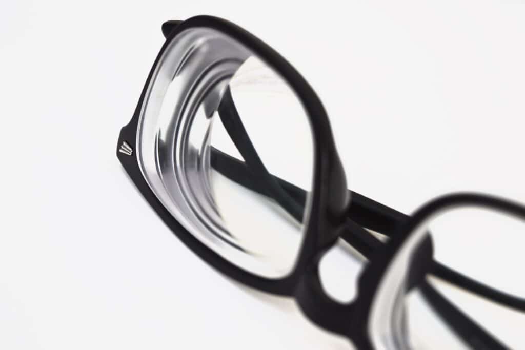 Polycarbonate Lenses vs. Glass Lenses Differences Explained